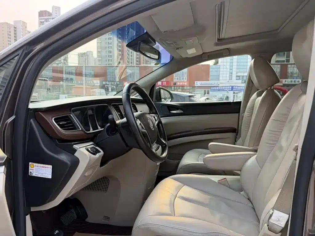 Buick GL8 2017 25S Luxury Edition (National V Emission Standard) — миниатюра 10