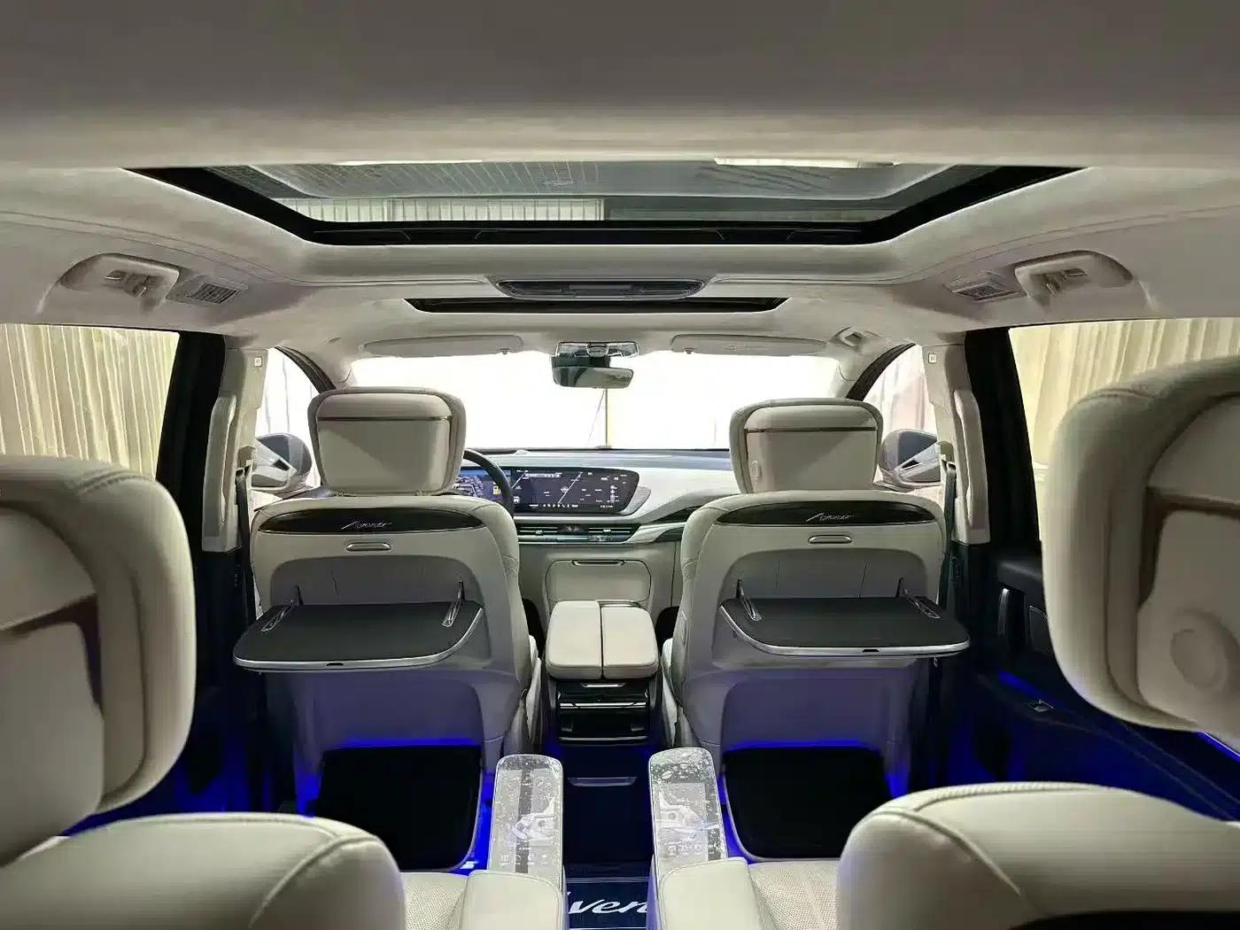 Century 2023 2.0T Six-Seat Luxury Edition — миниатюра 8