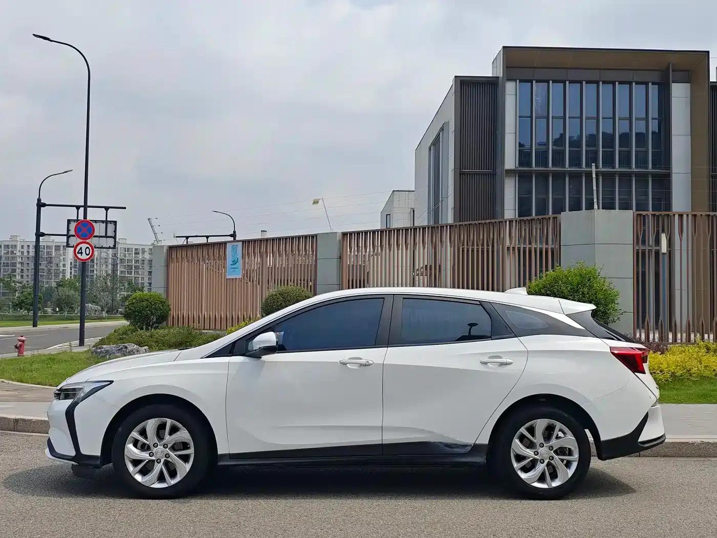 Buick Velite 6 2022 Connected Fashion Plus — миниатюра 3