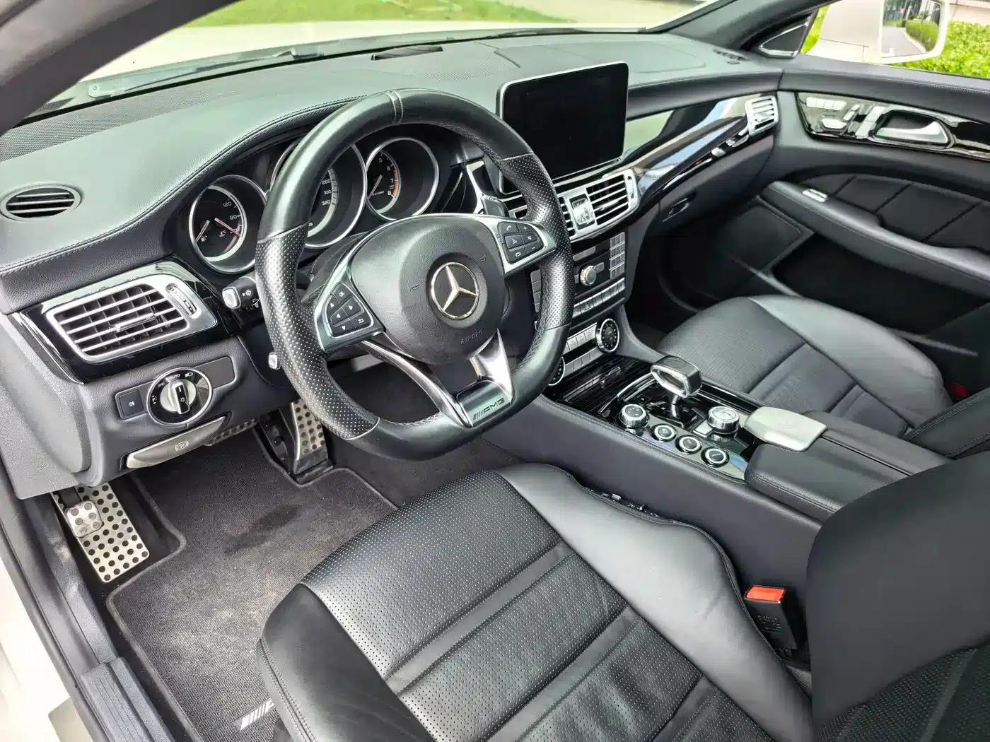 2015 Mercedes-Benz CLS AMG 63 4MATIC — миниатюра 8