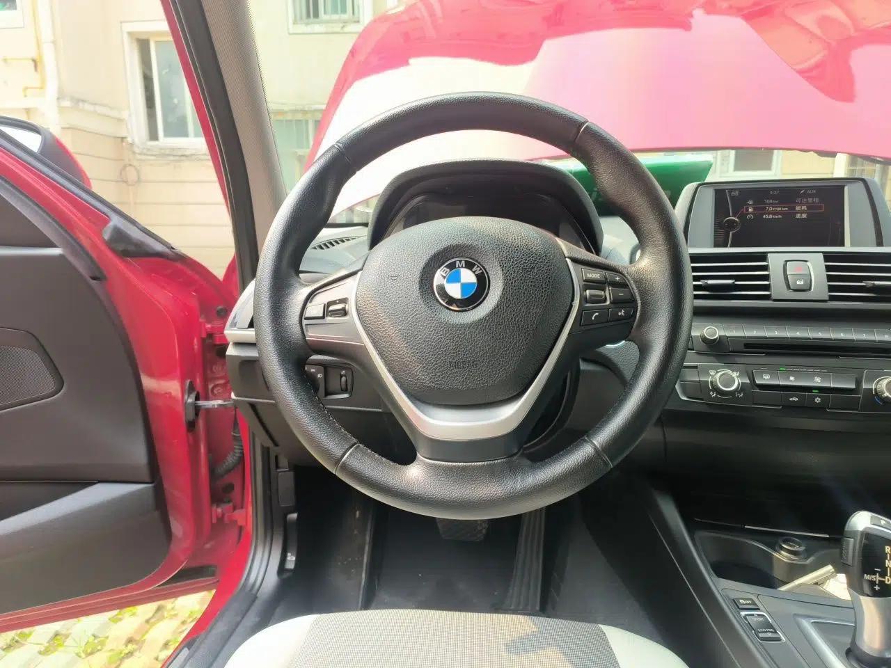 BMW 1 Series 2012 116i Urban Edition — миниатюра 10