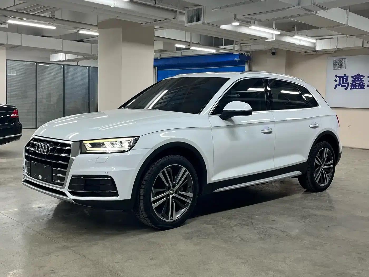 Audi Q5L 2018 45 TFSI Premium Elegance Edition (National V Emission Standard) — миниатюра 1