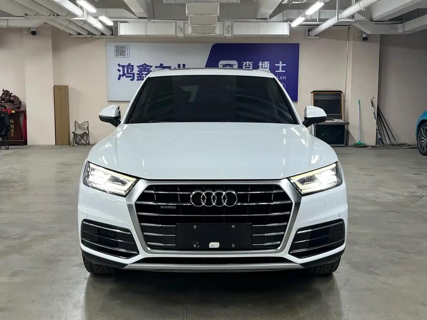 Audi Q5L 2018 45 TFSI Premium Elegance Edition (National V Emission Standard) — миниатюра 2