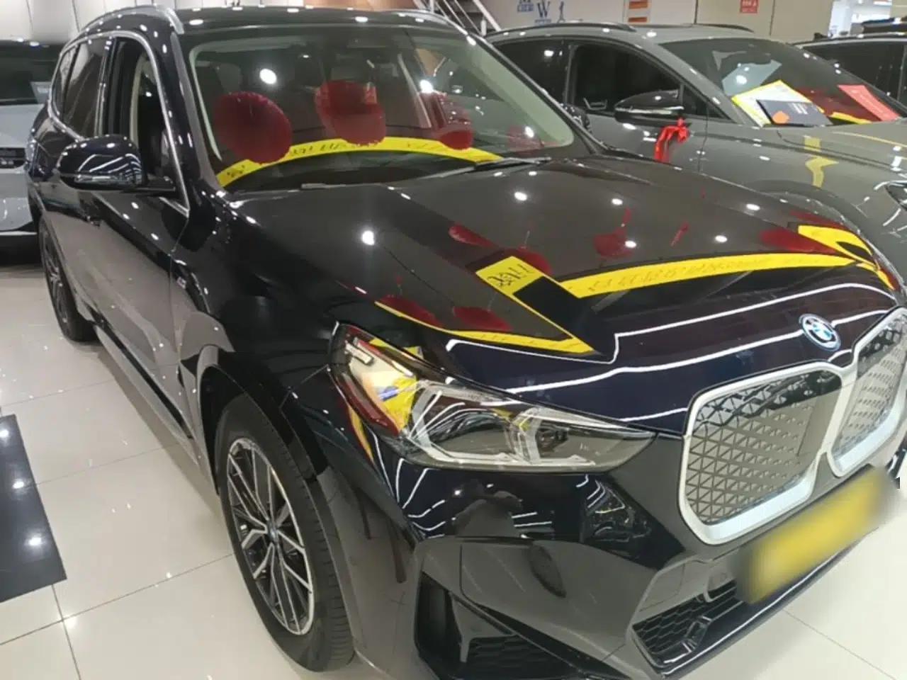 BMW iX1 2023 eDrive25L M Sport Package — миниатюра 3