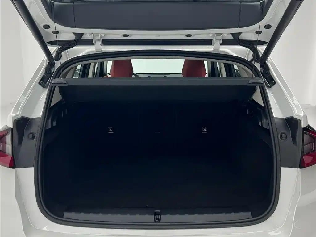 BMW X1 2024 sDrive20Li X Design Package — миниатюра 24