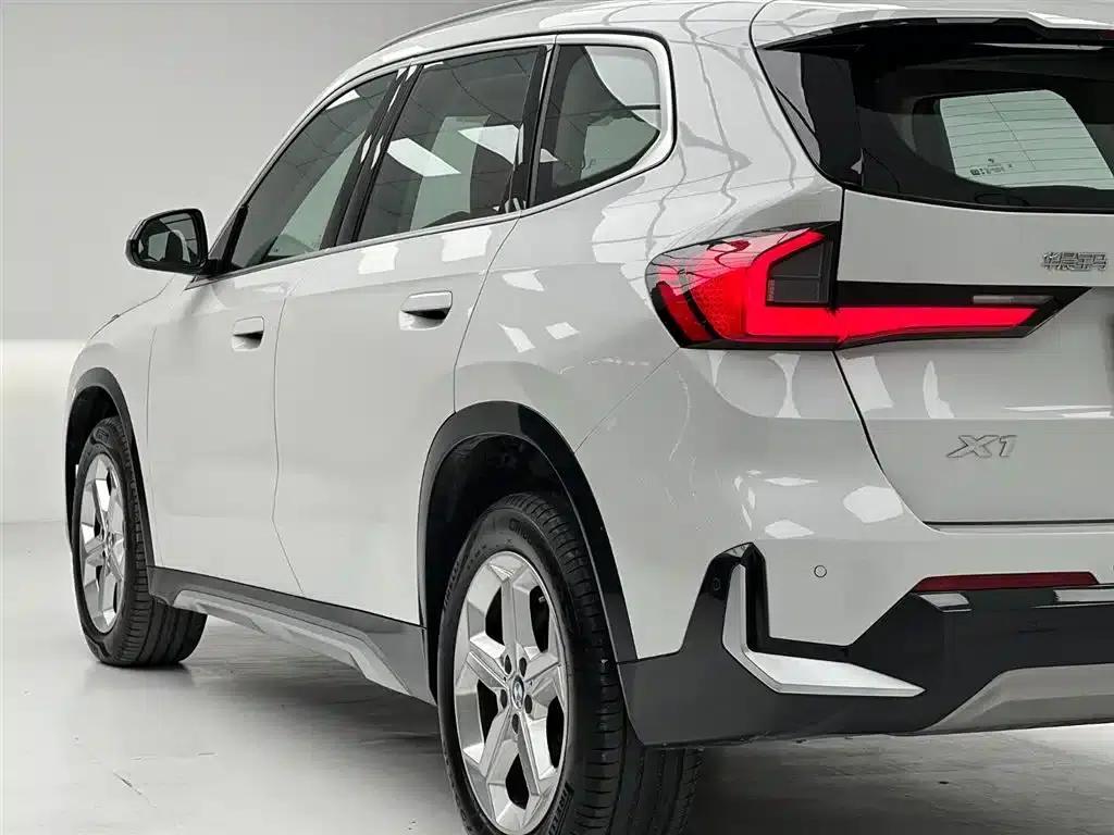 BMW X1 2024 sDrive20Li X Design Package — миниатюра 8