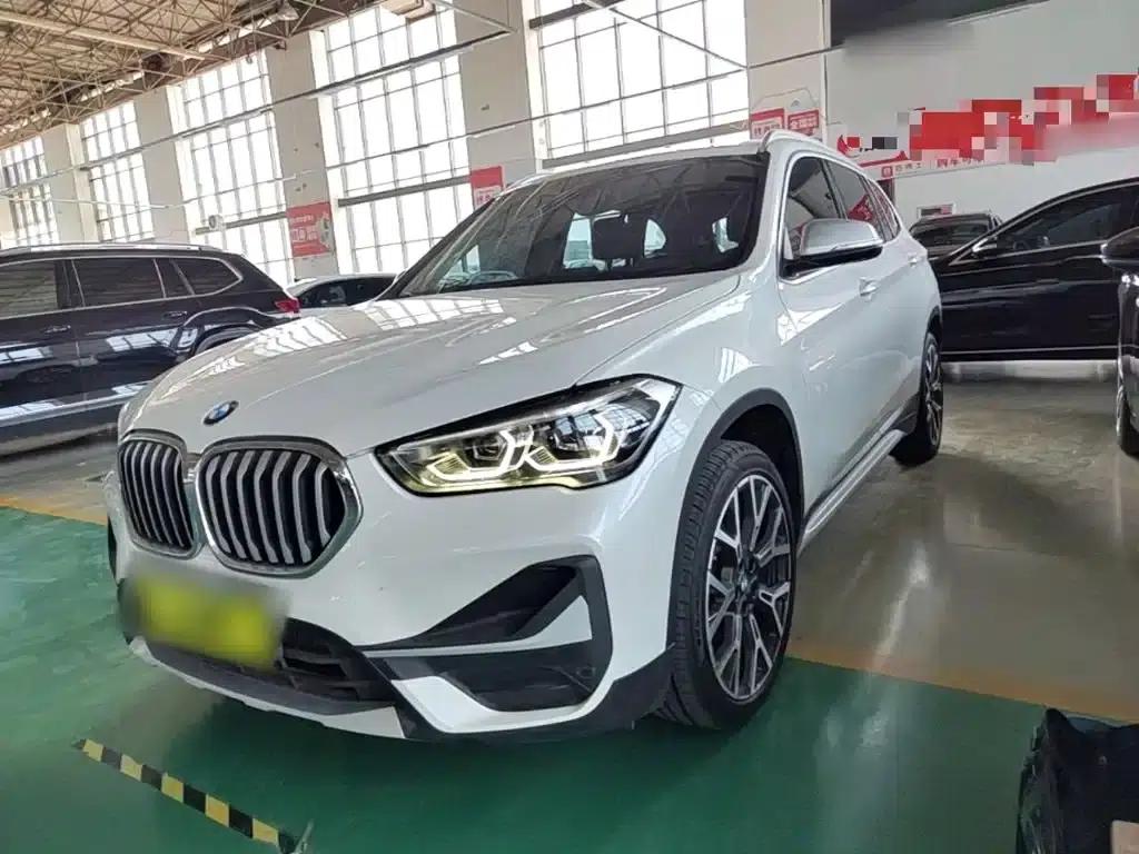 BMW X1 2021 xDrive25Li Premium — миниатюра 2