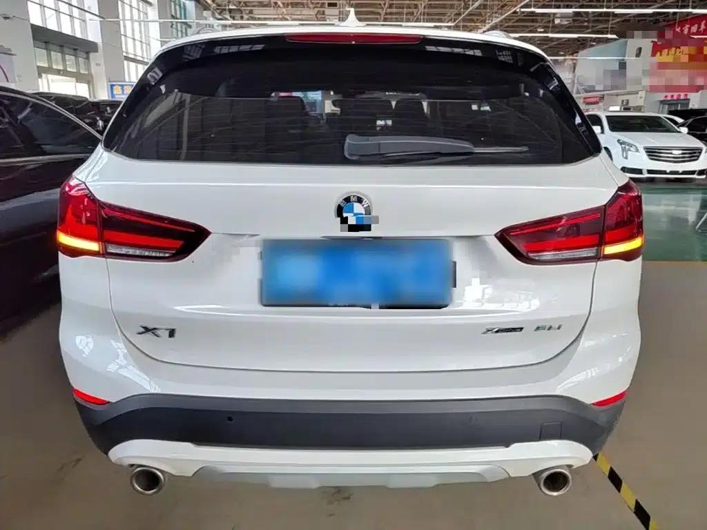BMW X1 2021 xDrive25Li Premium — миниатюра 6
