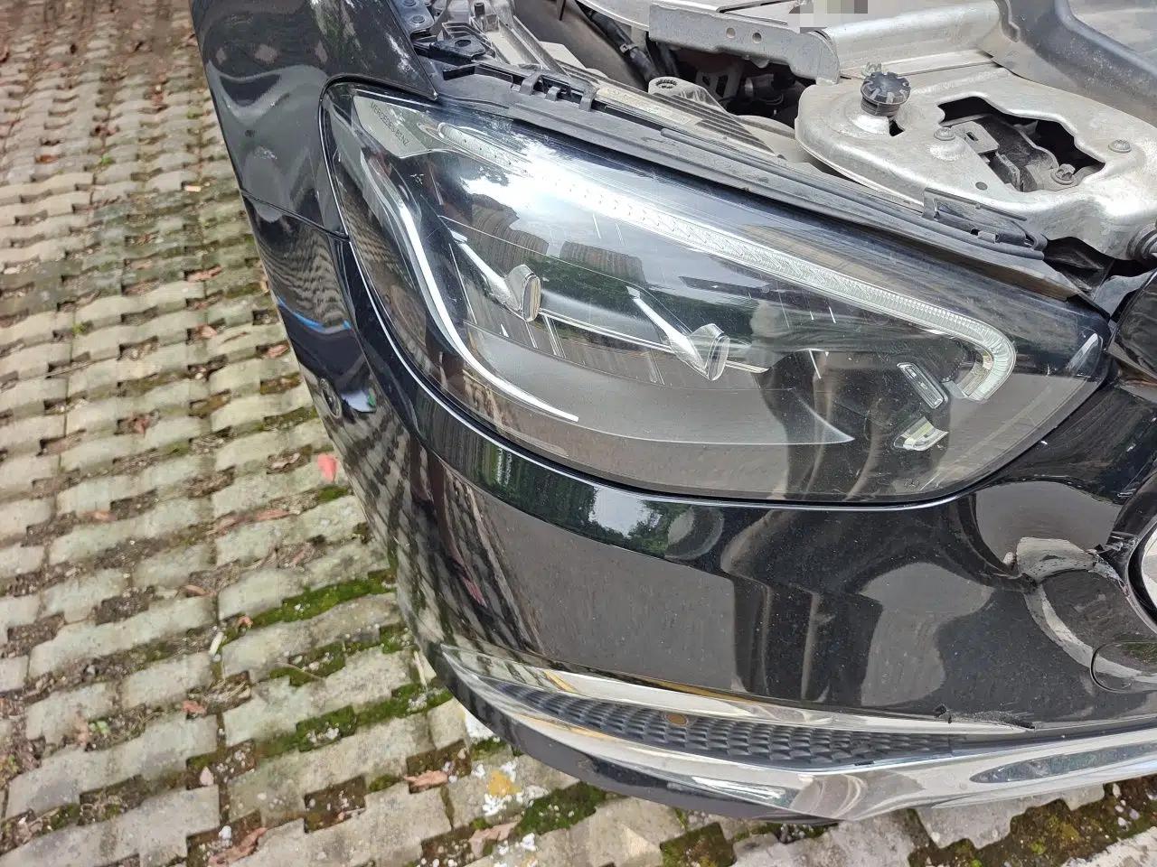 Mercedes-Benz E-Class 2021 E 300 L Stylish Model — миниатюра 7