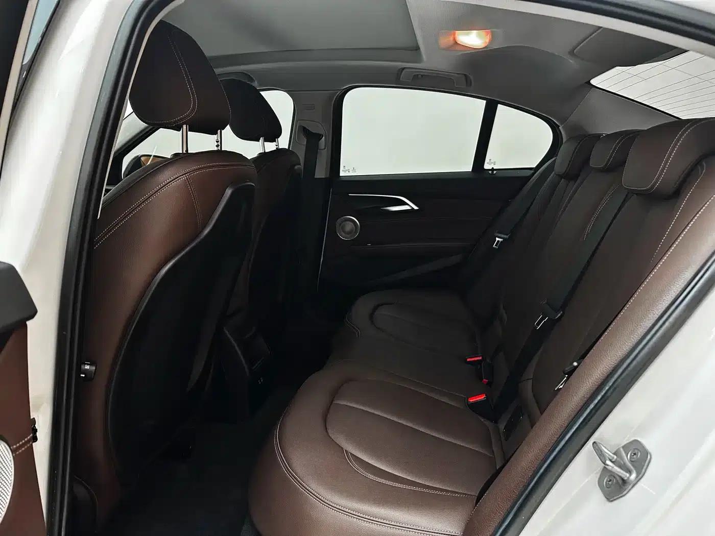 2021 BMW 1 Series Facelift 120i M Sport — миниатюра 13