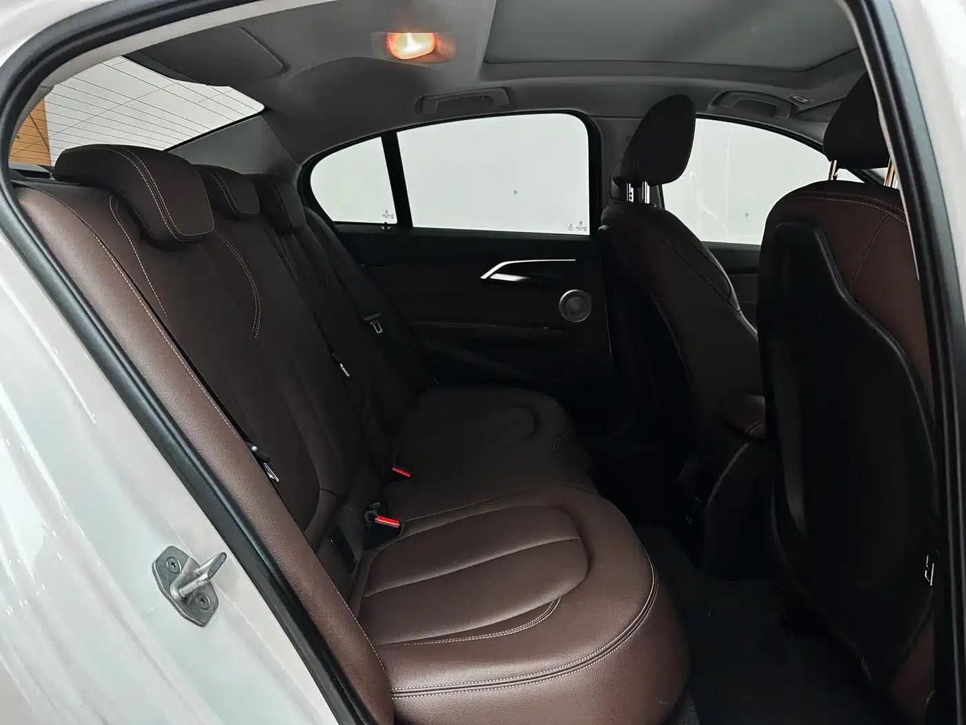 2021 BMW 1 Series Facelift 120i M Sport — миниатюра 14