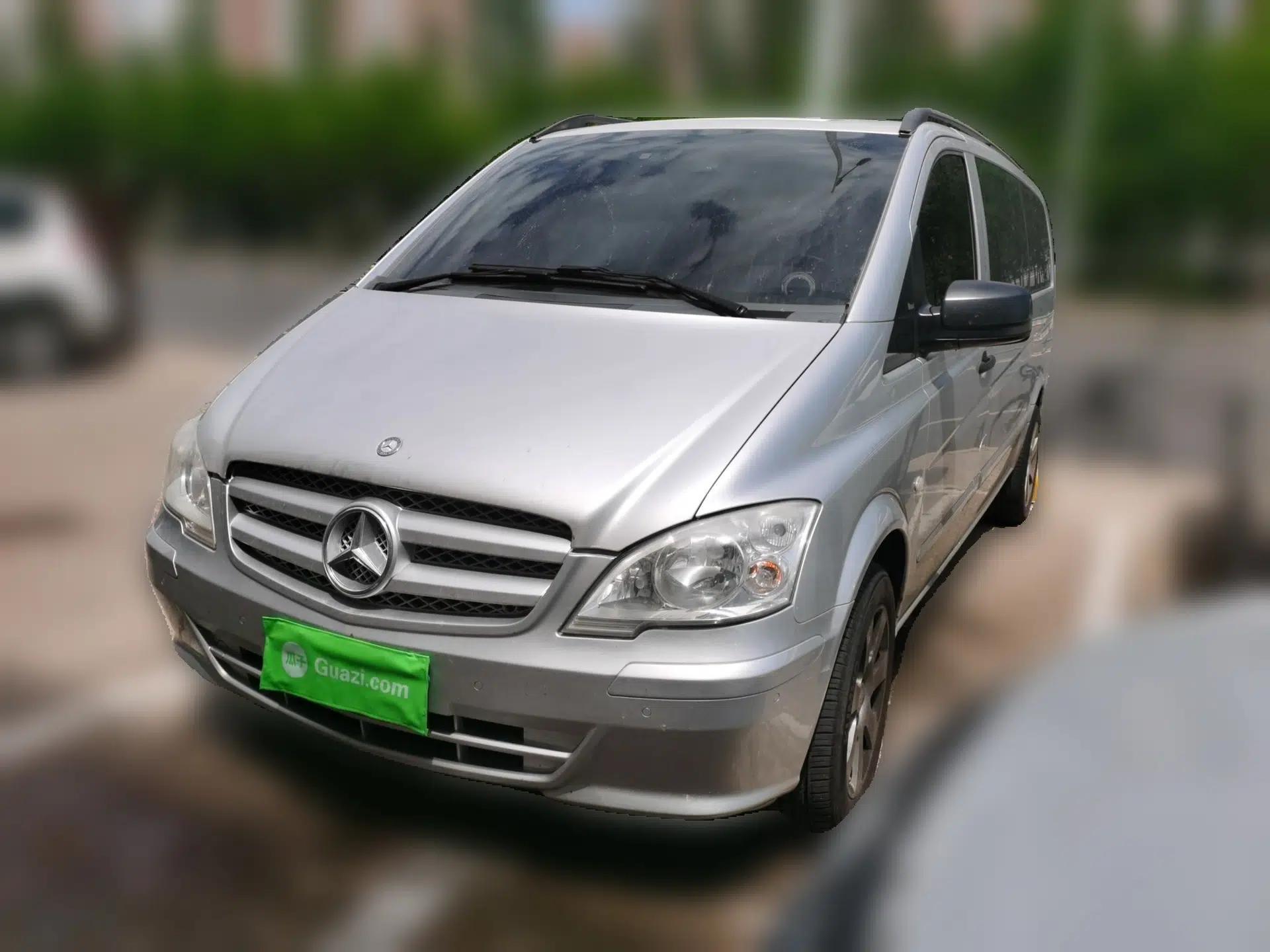 Mercedes-Benz Vito 2011 2.5L Elite Edition — миниатюра 1