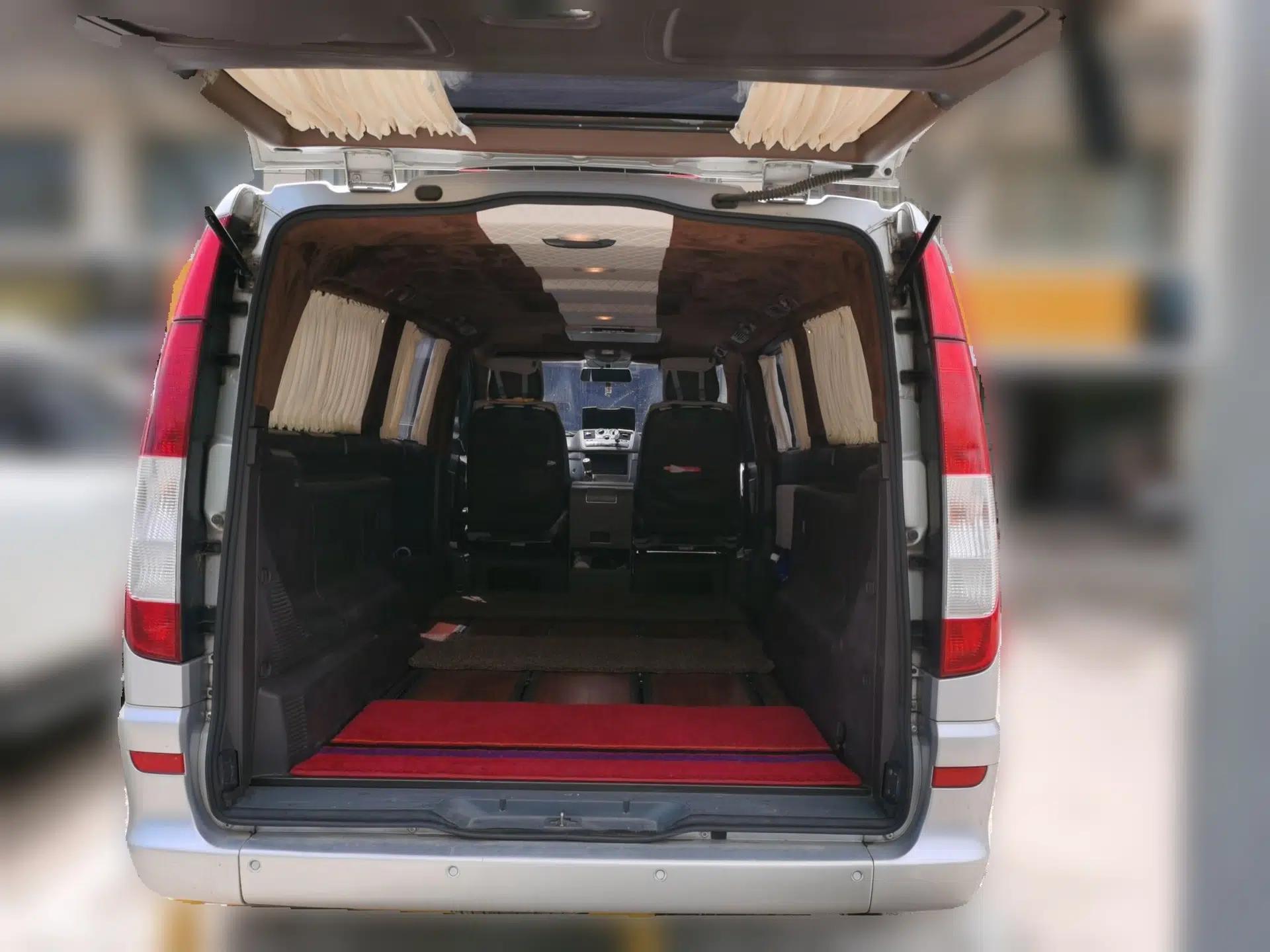Mercedes-Benz Vito 2011 2.5L Elite Edition — миниатюра 19