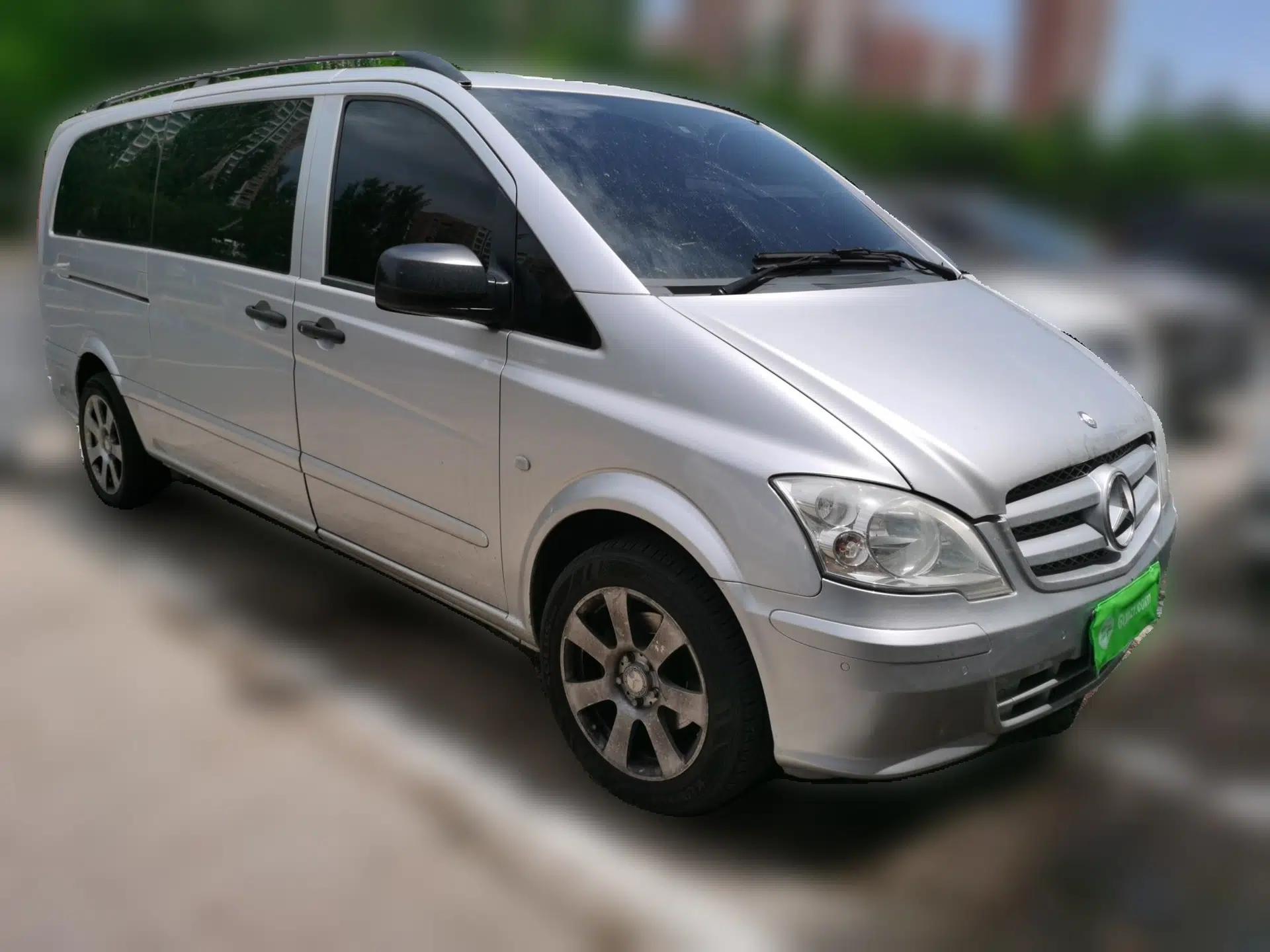 Mercedes-Benz Vito 2011 2.5L Elite Edition — миниатюра 3