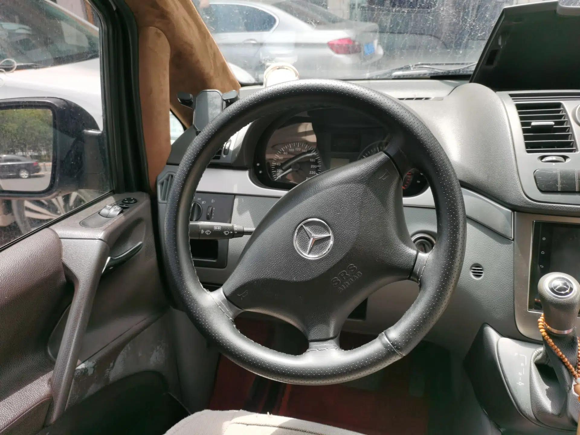 Mercedes-Benz Vito 2011 2.5L Elite Edition — миниатюра 10