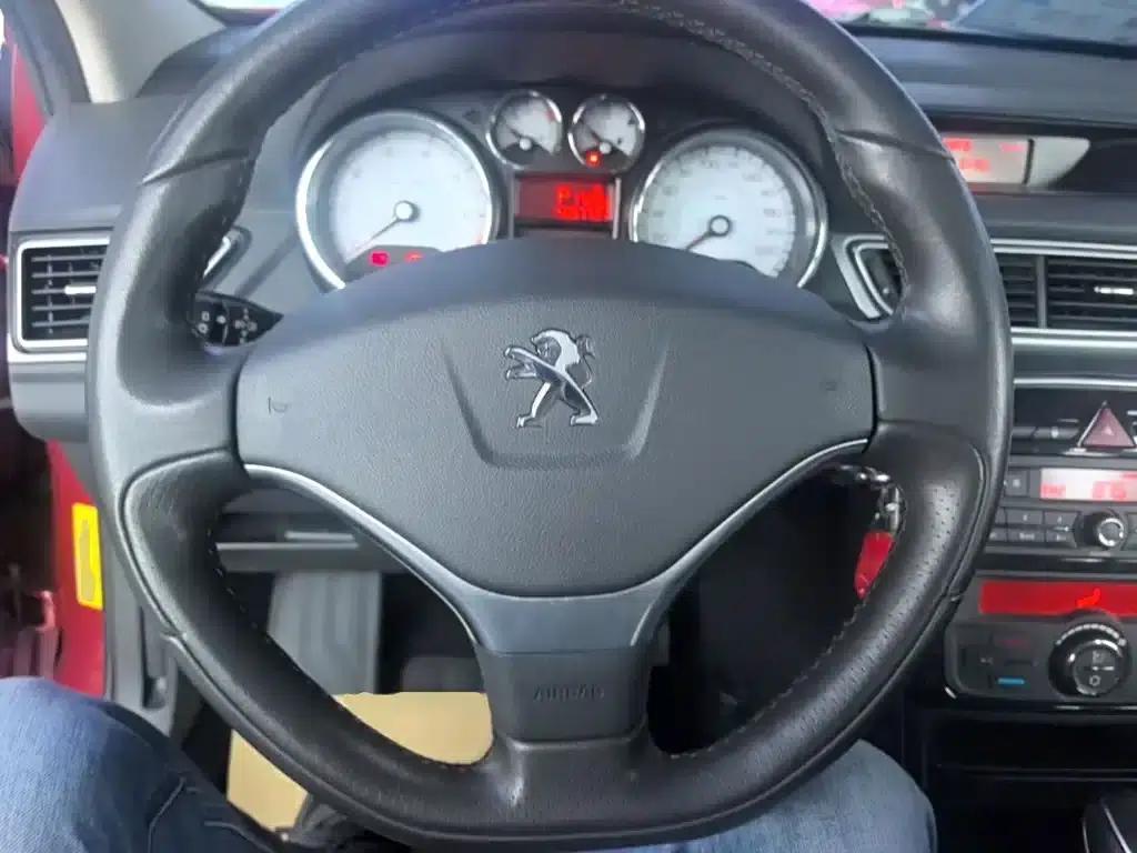 Peugeot 308 2014 Enjoy Edition Classic 1.6L Automatic Fashion Model — миниатюра 11