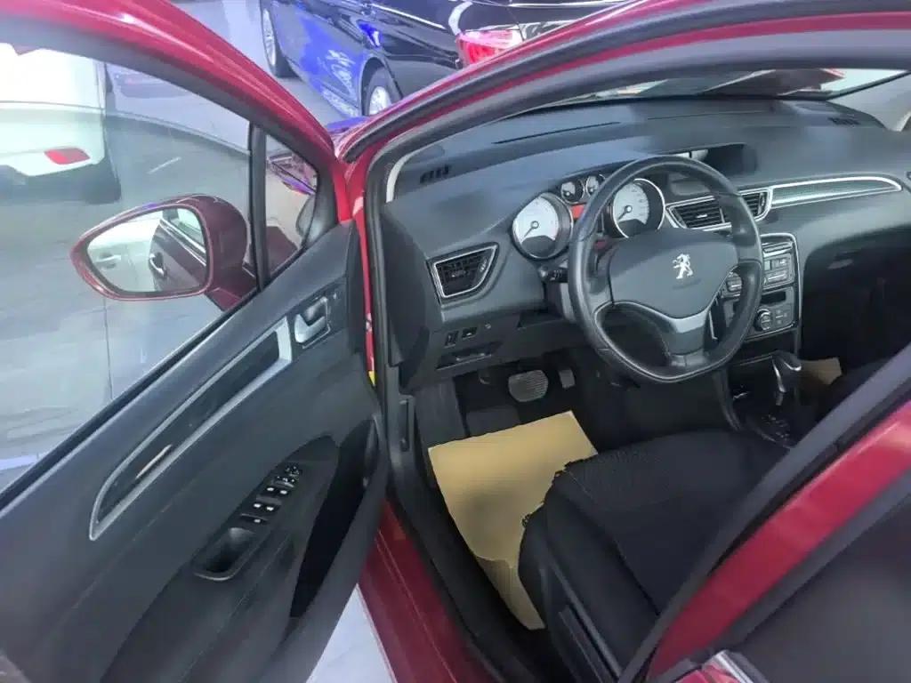 Peugeot 308 2014 Enjoy Edition Classic 1.6L Automatic Fashion Model — миниатюра 16