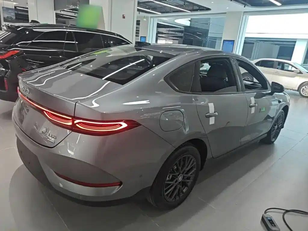 Qin PLUS 2025 EV Smart Driving Edition 420KM Leading Model — миниатюра 7