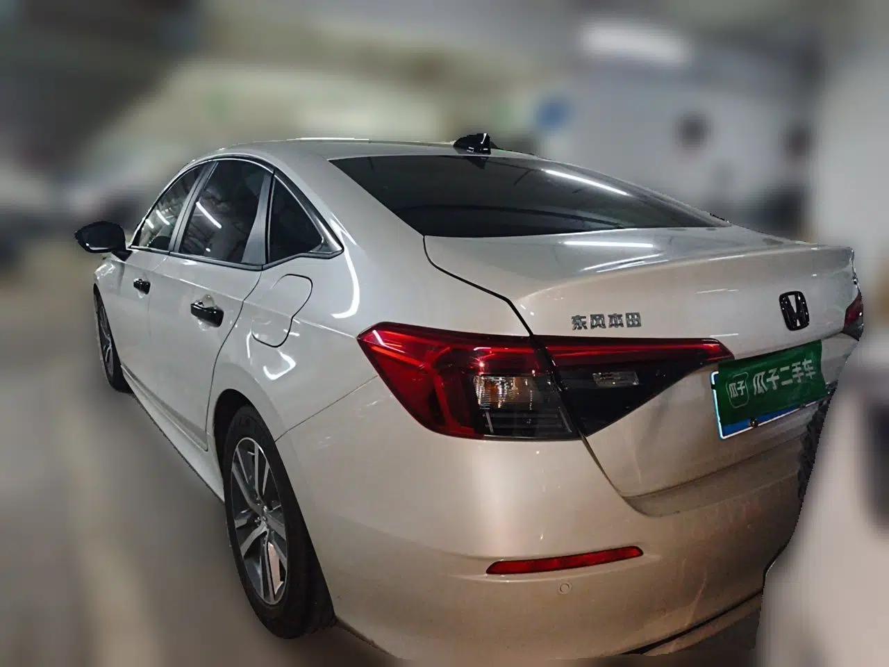Honda Civic 2022 240TURBO CVT Dynamic Edition — миниатюра 4