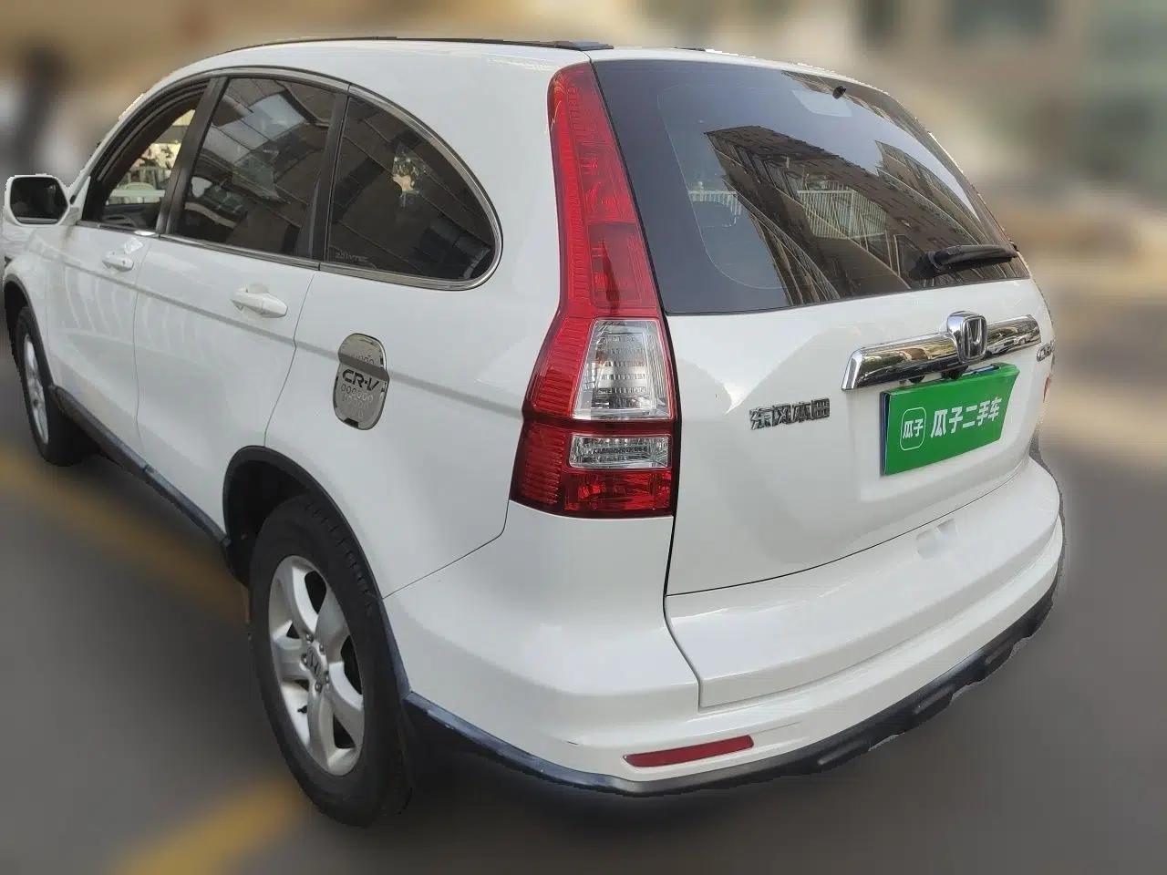 Honda CR-V 2010 2.0L automatic two-wheel drive urban version — миниатюра 4