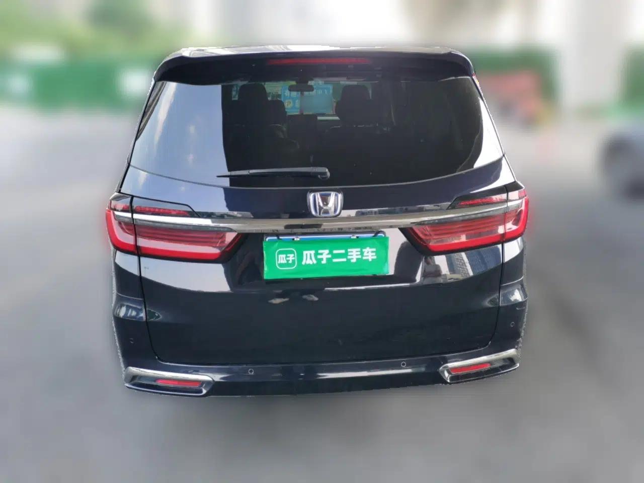 Honda Odyssey 2022 2.0L eHEV Sharp·Luxury Edition — миниатюра 5