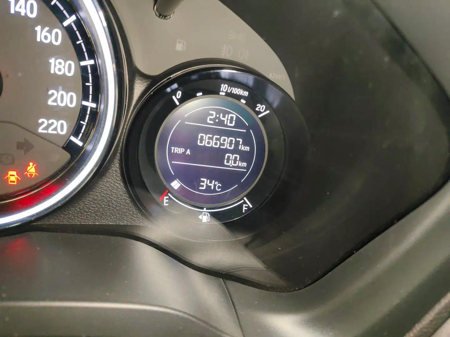 Honda XR-V 2015 1.5L LXi CVT Classic Edition — миниатюра 12