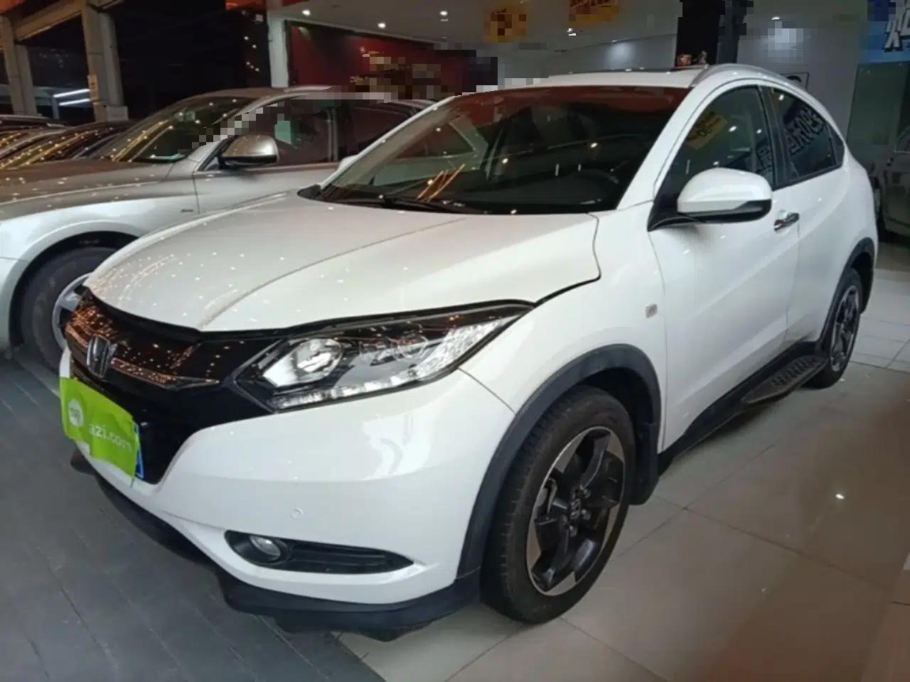Honda Vezel 2017 1.8L CVT Front-Wheel Drive Pioneer Edition — миниатюра 1