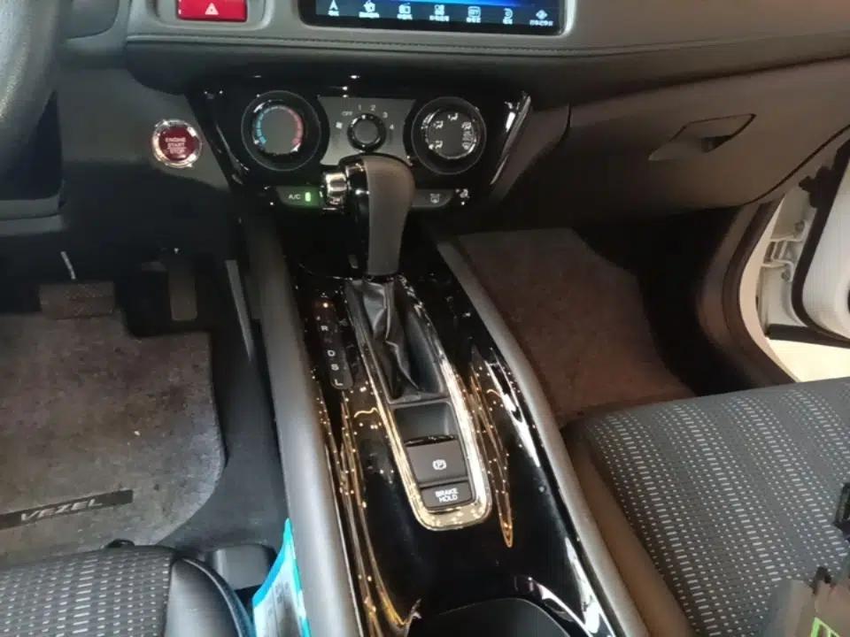 Honda Vezel 2017 1.8L CVT Front-Wheel Drive Pioneer Edition — миниатюра 21