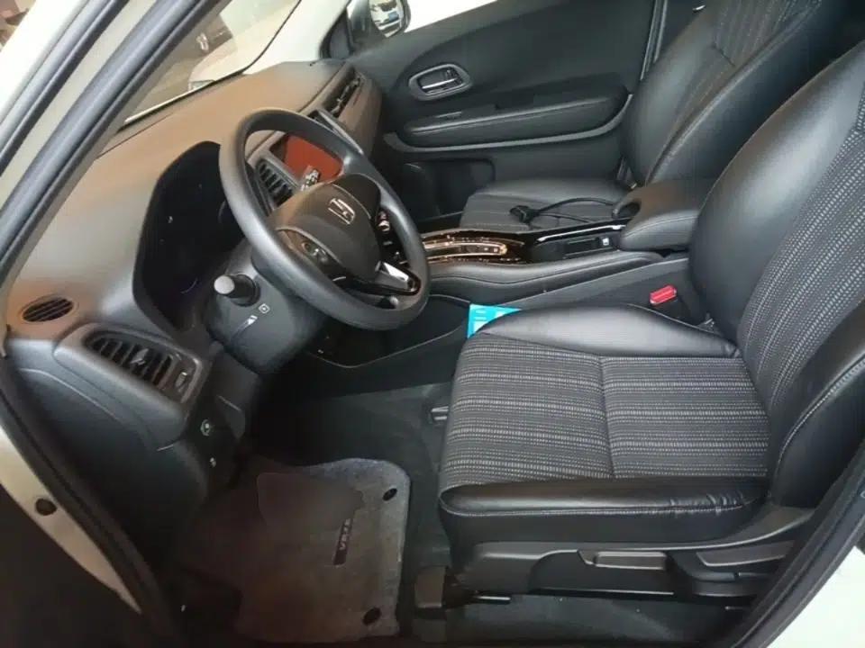 Honda Vezel 2017 1.8L CVT Front-Wheel Drive Pioneer Edition — миниатюра 22