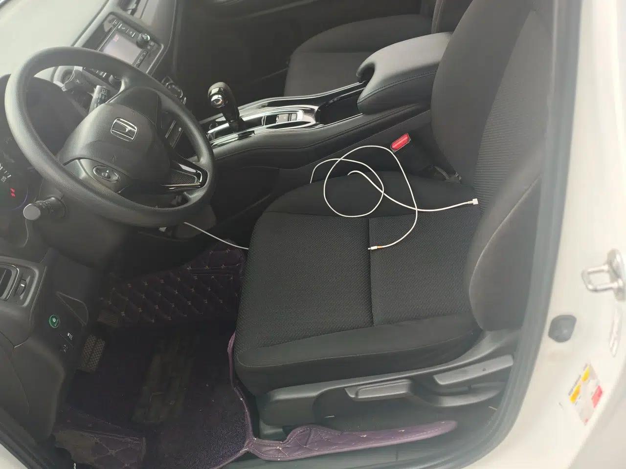 Honda Vezel 2015 1.5L CVT two-wheel drive Comfort trim — миниатюра 15