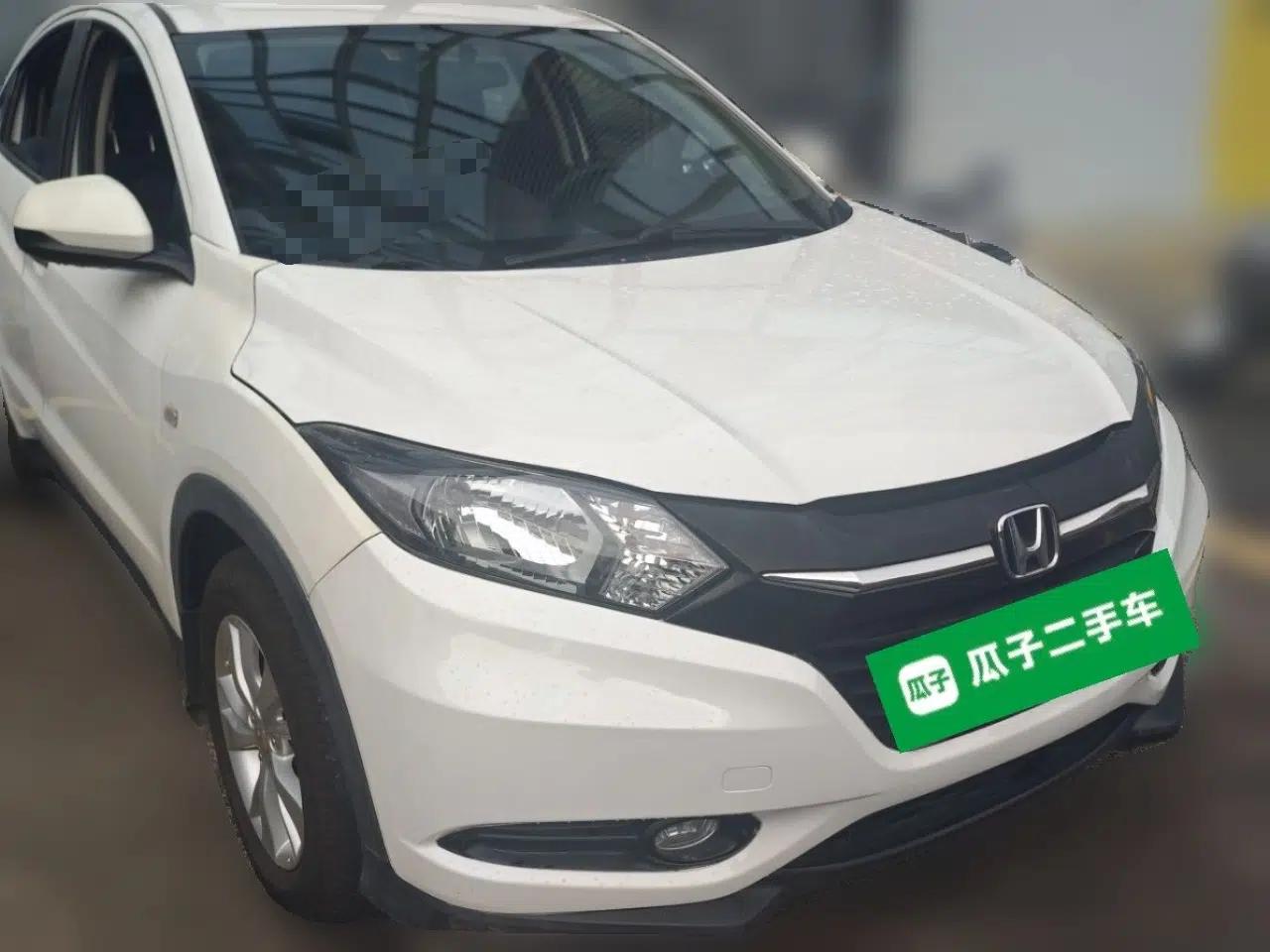 Honda Vezel 2015 1.5L CVT two-wheel drive Comfort trim — миниатюра 3