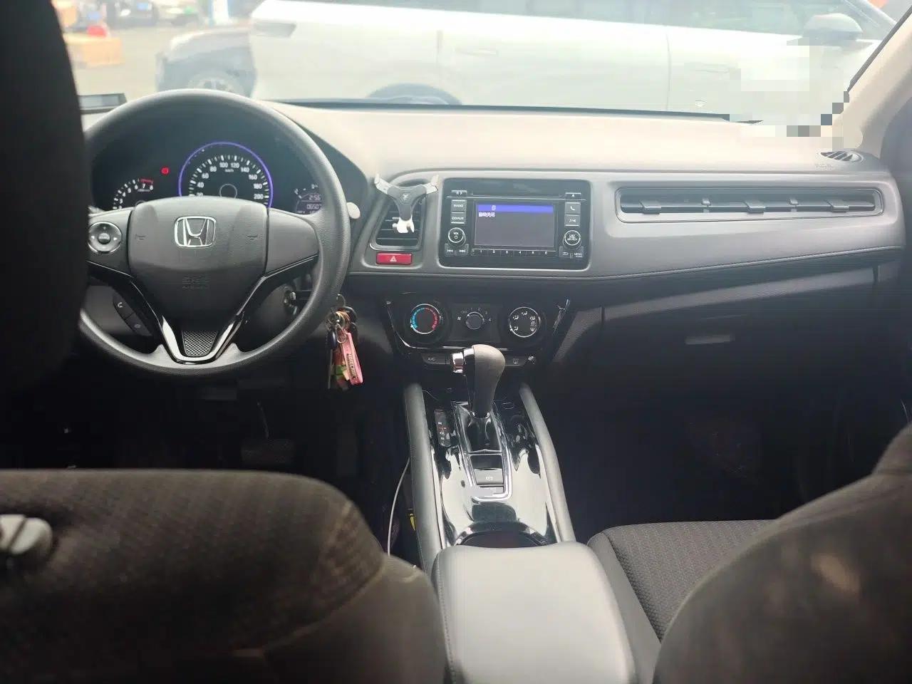 Honda Vezel 2015 1.5L CVT two-wheel drive Comfort trim — миниатюра 9