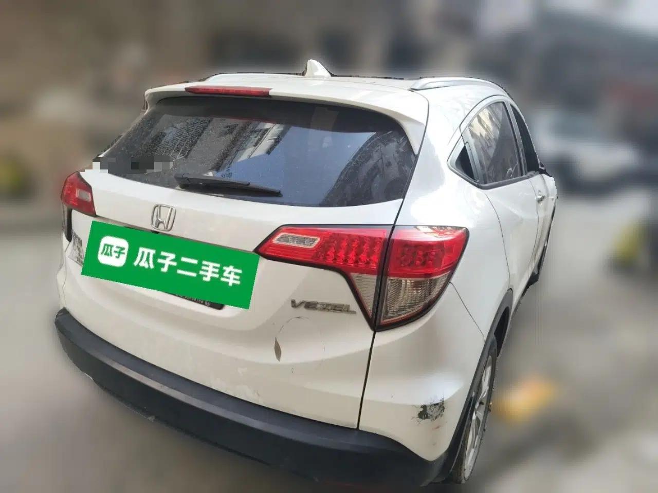 Honda Vezel 2017 1.5L CVT 2WD Comfort Model — миниатюра 6