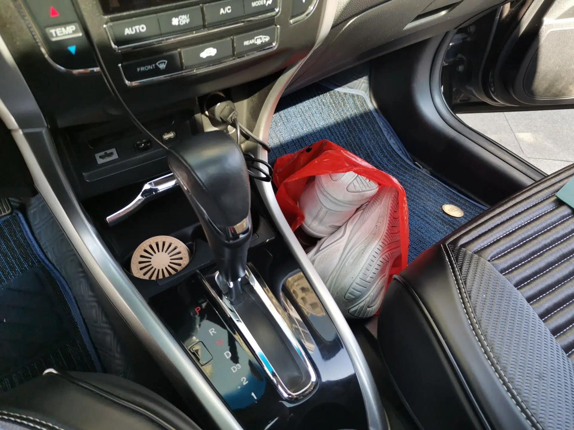 Honda Crider 2013 1.8L automatic flagship version — миниатюра 14