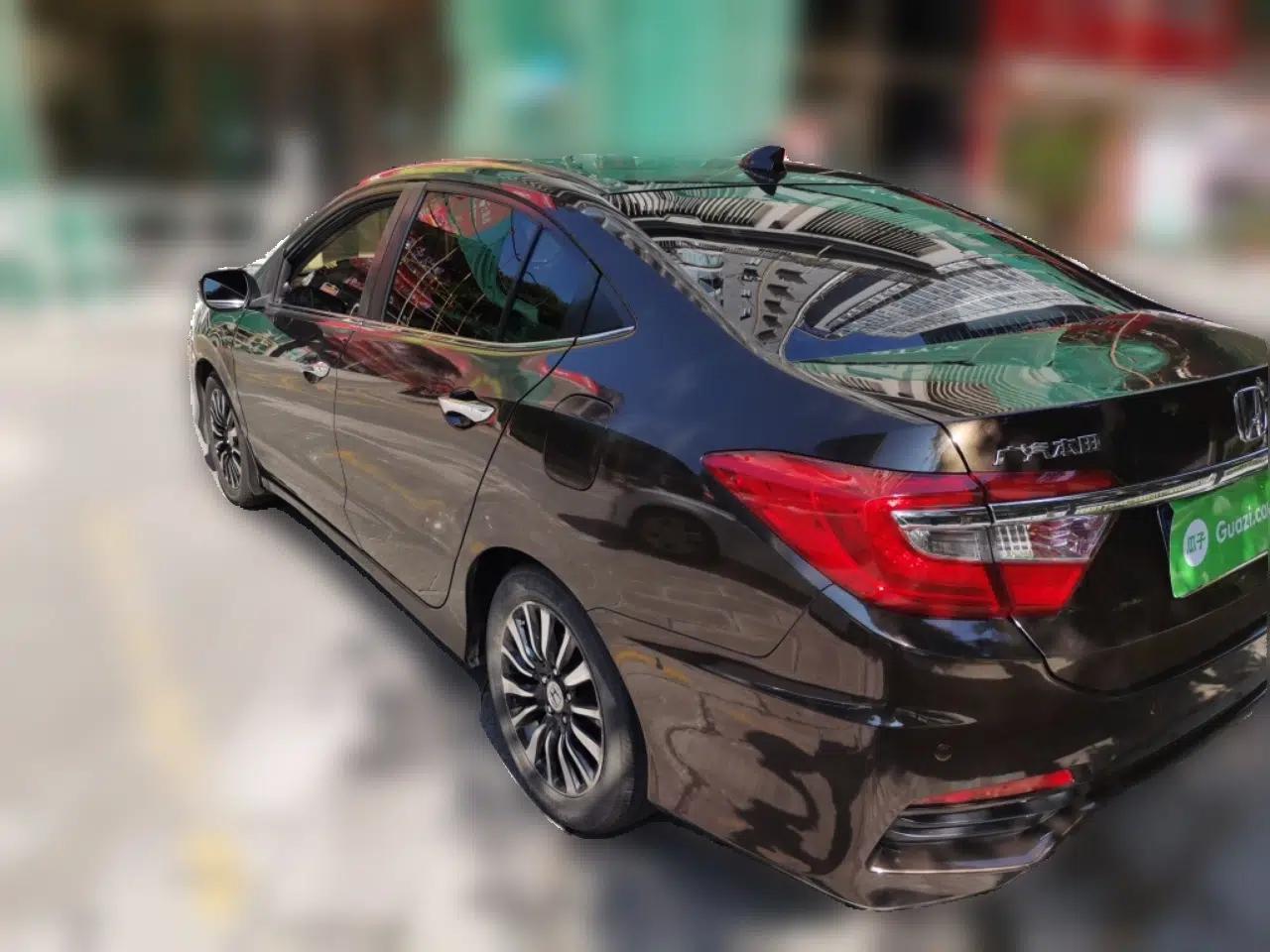 Honda Crider 2013 1.8L automatic flagship version — миниатюра 4