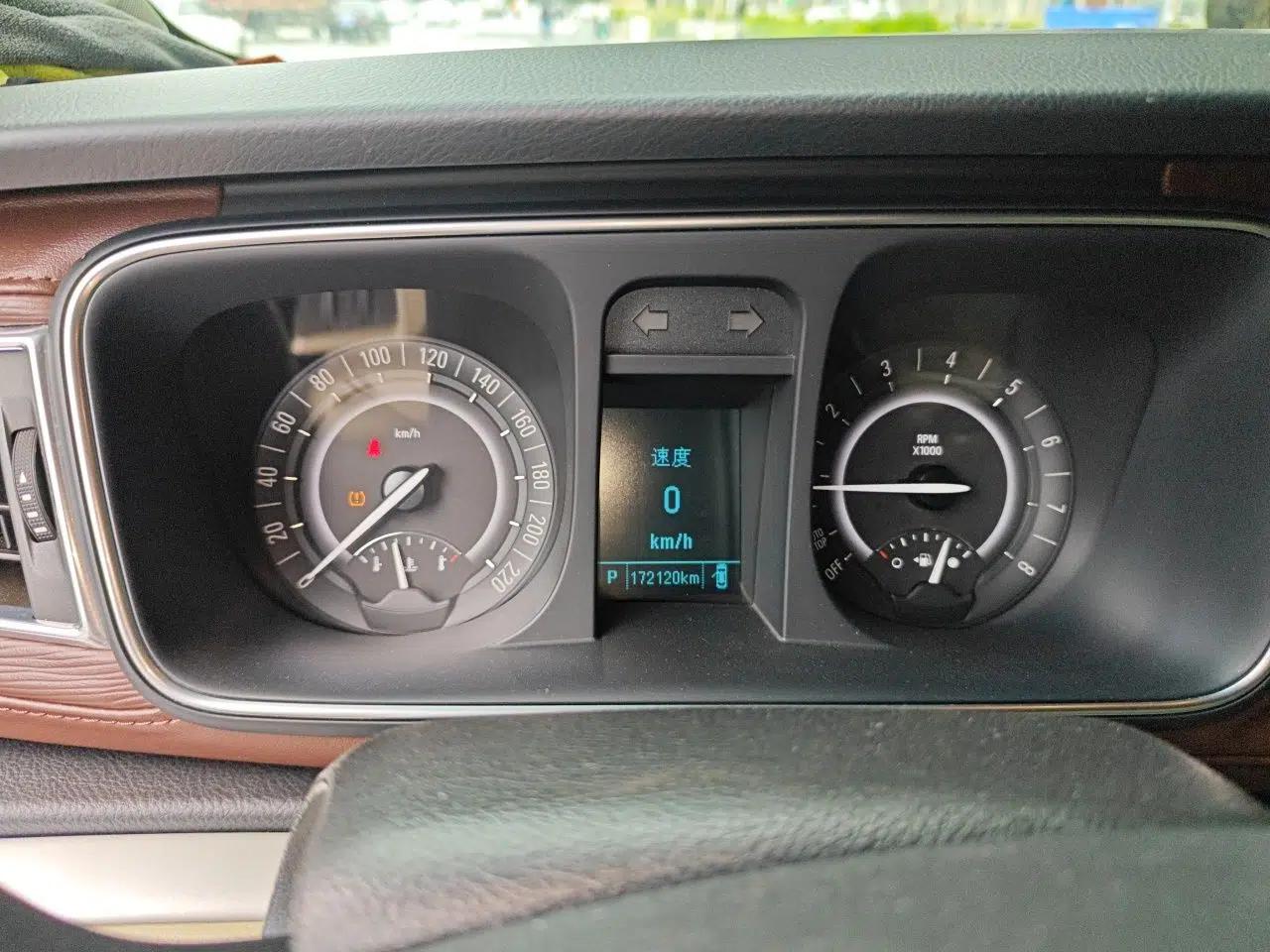 Buick GL8 2017 25S Luxury Version China V Standard — миниатюра 11