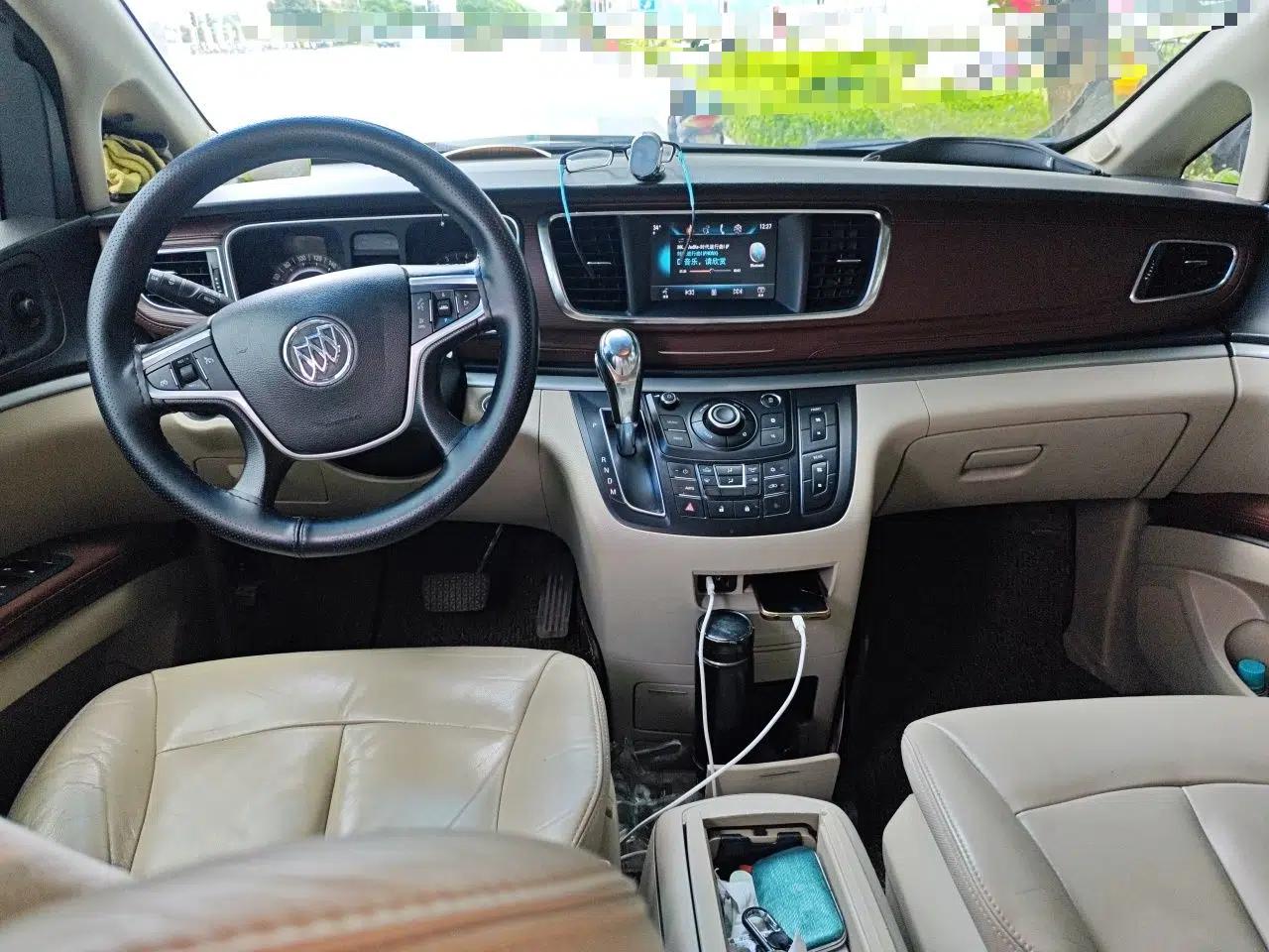 Buick GL8 2017 25S Luxury Version China V Standard — миниатюра 9