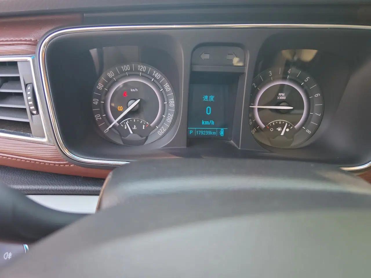 Buick GL8 2017 25S Luxury Version China V Standard — миниатюра 12