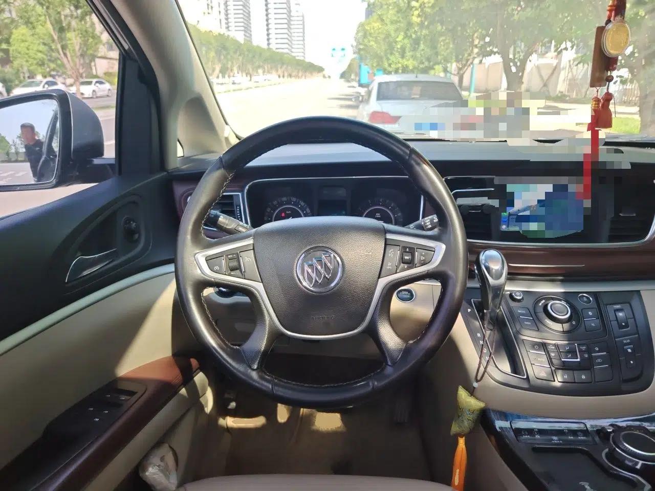 Buick GL8 2017 25S Luxury Version China V Standard — миниатюра 10