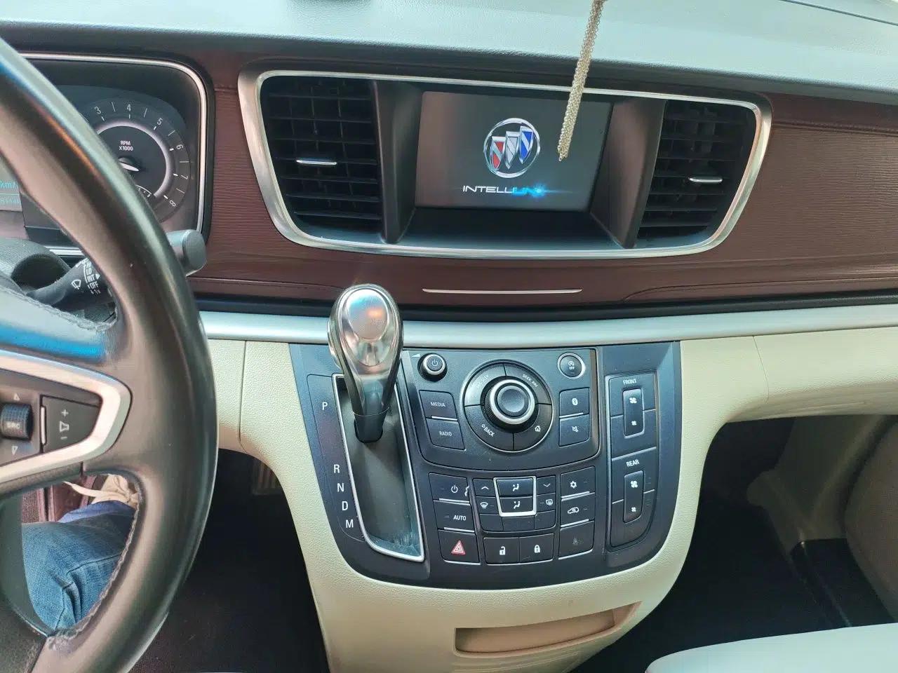 Buick GL8 2017 25S Luxury Version China V Standard — миниатюра 13