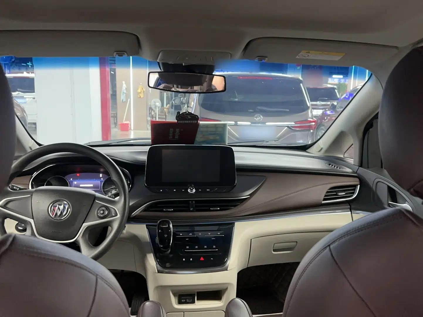 Buick GL8 2023 Land Executive Class Comfort Model — миниатюра 15