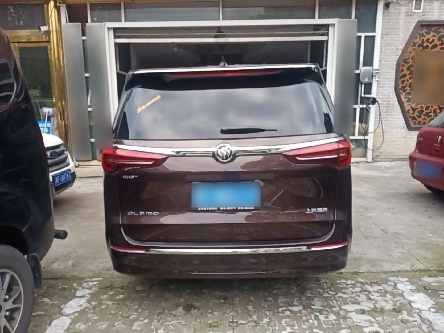 Buick GL8 2021 ES Landtrek 653T Luxury Model — миниатюра 5