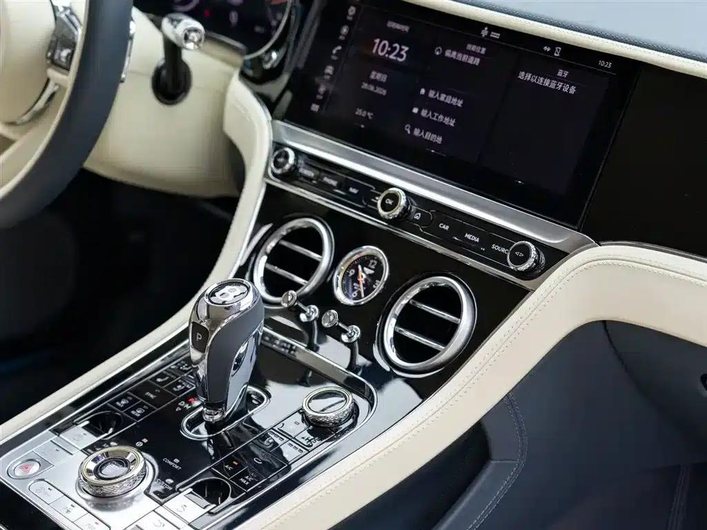 2024 Continental 4.0T GT V8 — миниатюра 13