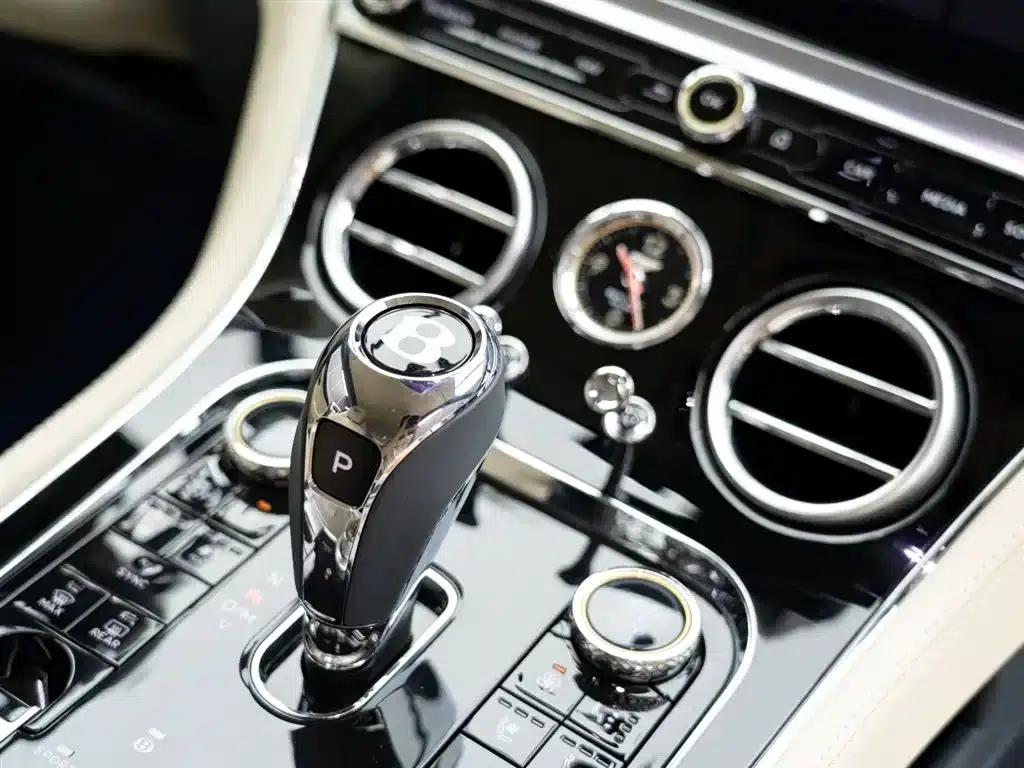 2024 Continental 4.0T GT V8 — миниатюра 18