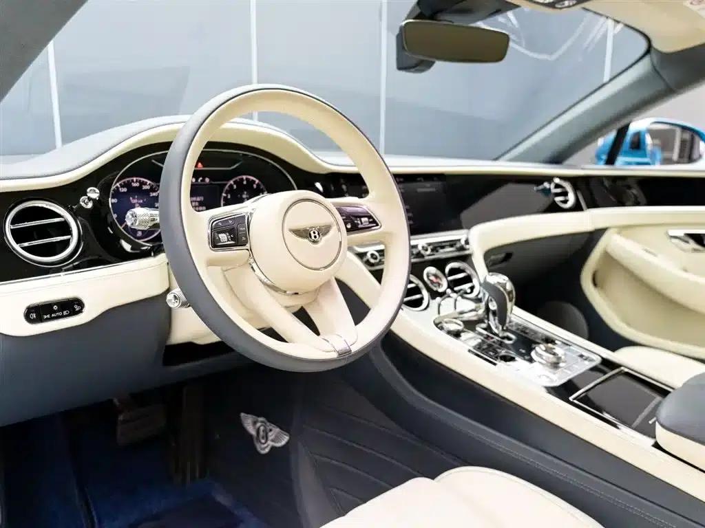 2024 Continental 4.0T GT V8 — миниатюра 10