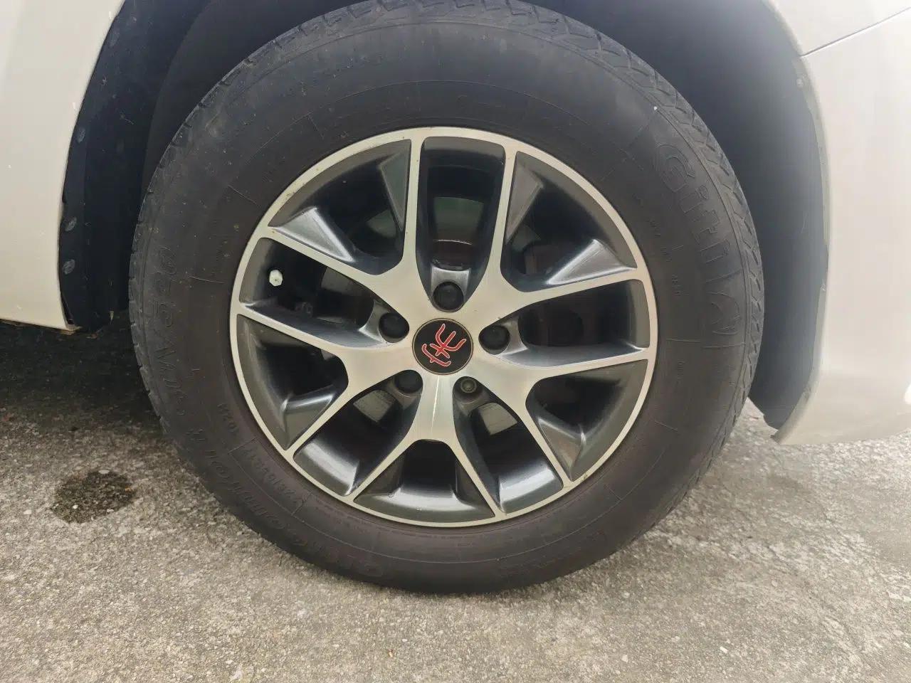 BYD Song 2017 Gaishe Upgrade Edition 1.5TID Automatic Elite Model — миниатюра 8