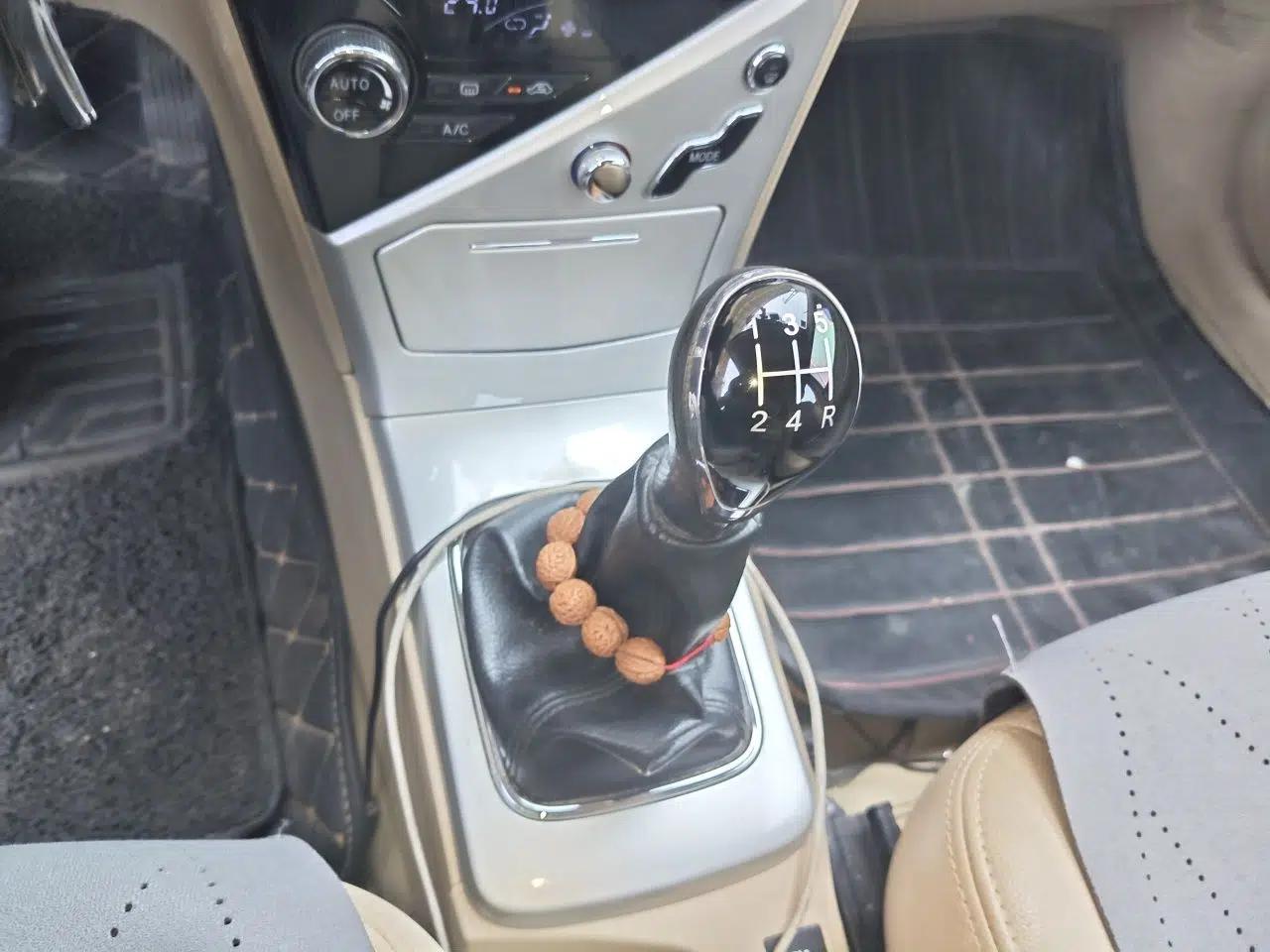 Great Wall C30 2013 1.5L Manual Luxury Model — миниатюра 14