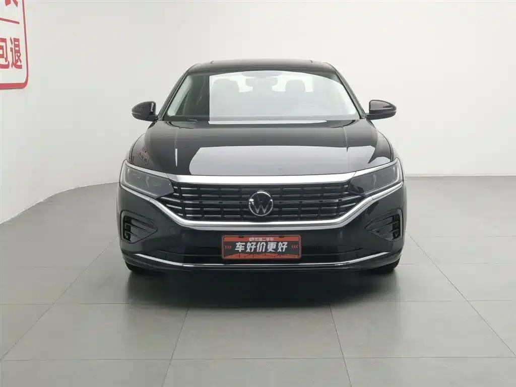 2023 Passat Facelift 330TSI Elite Edition — миниатюра 3