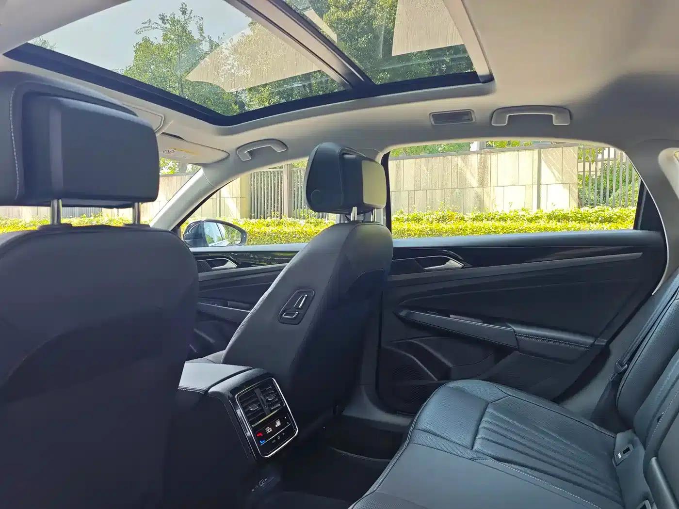 2026 Volkswagen Passat Outstanding Edition 330TSI Starry Sky Elite Edition — миниатюра 5