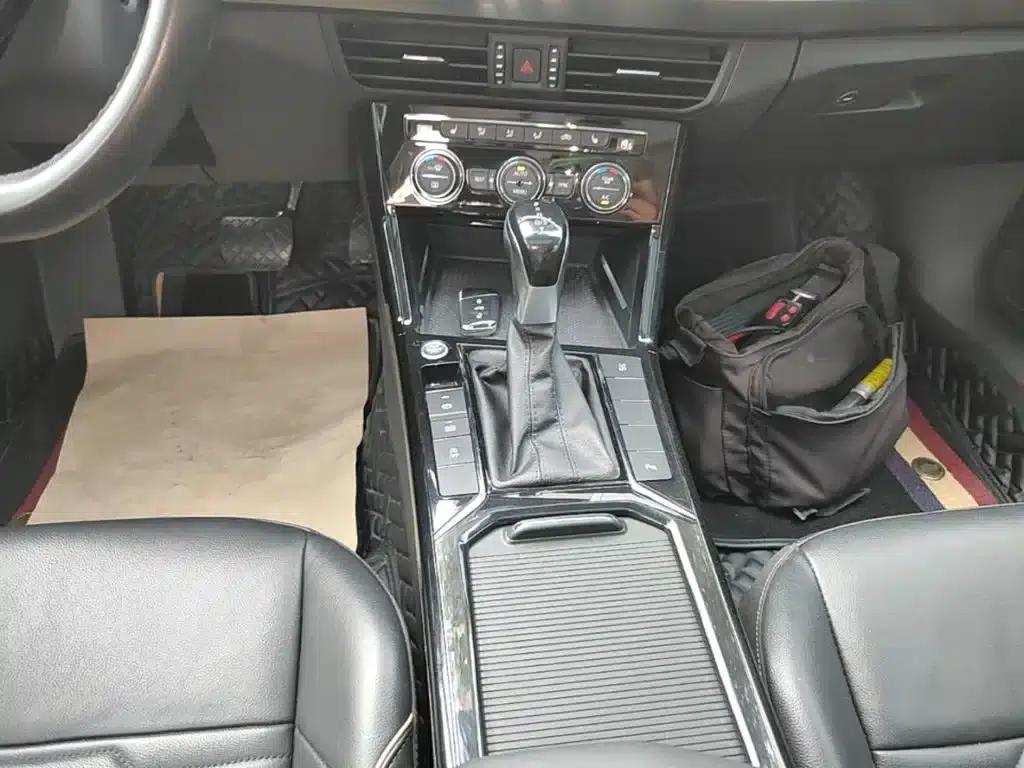 2019 Volkswagen Passat 330TSI Elite Edition (China VI Emission Standard) — миниатюра 14